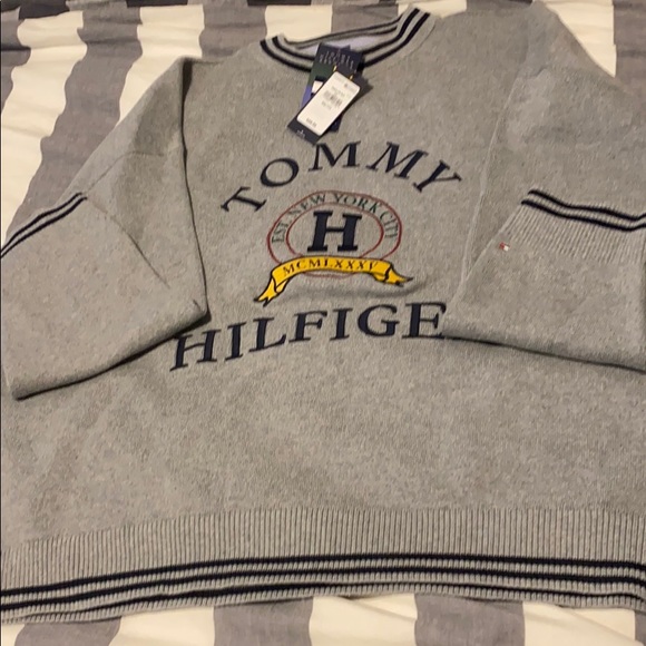 Mens tommy hilfiger sweater - Picture 1 of 2